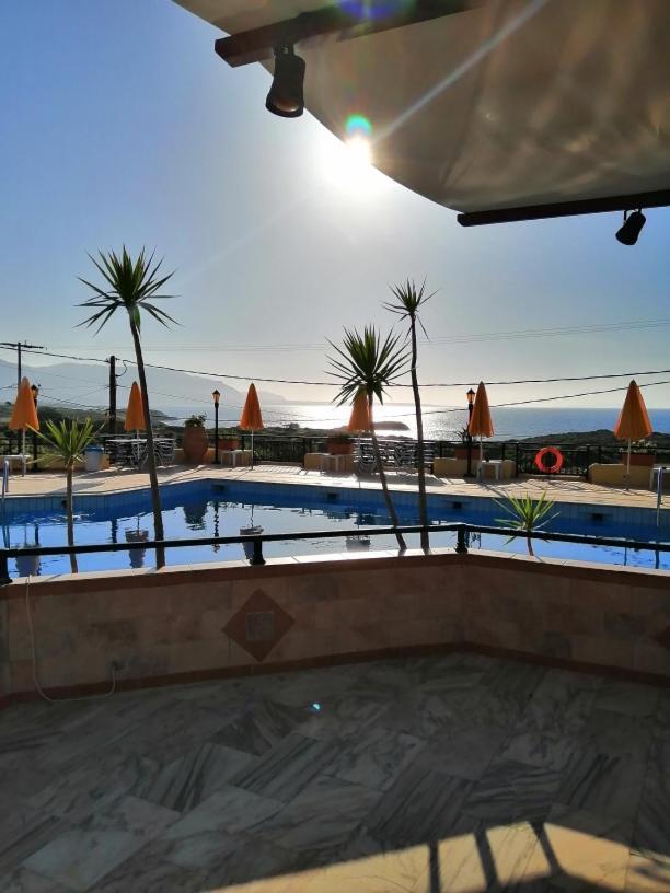 Bella Vista Hotel "By Checkin" Hersonissos  Bagian luar foto