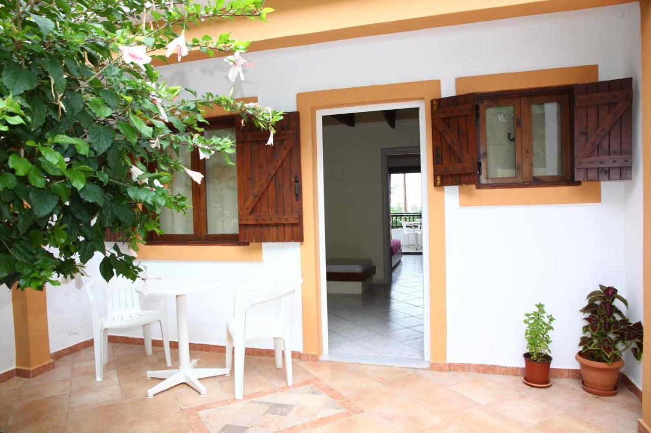 Bella Vista Hotel "By Checkin" Hersonissos  Bagian luar foto